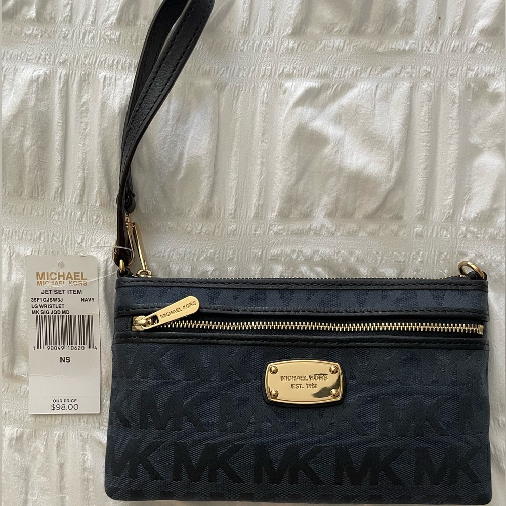 Brand New Michael Kors Wristlet